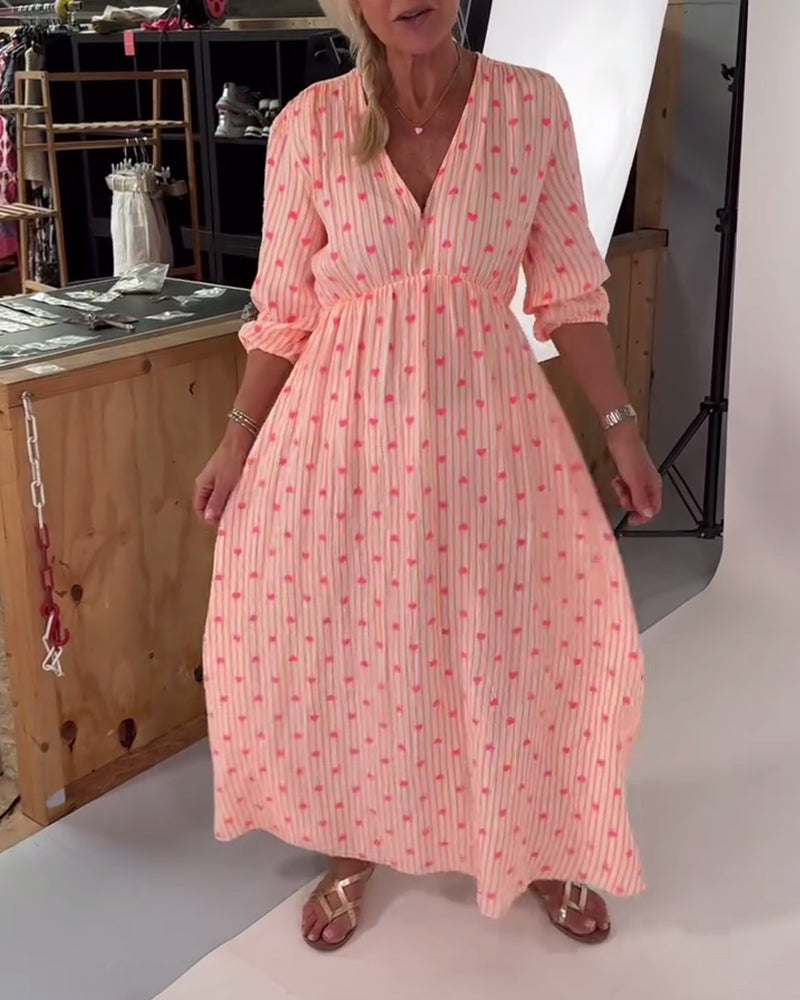 Tina | Maxi Summer Dress with V-Neck and Heart Print