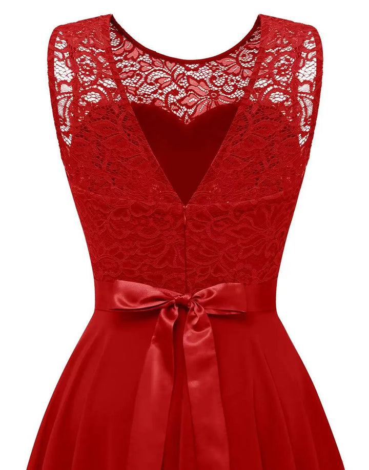 Olivia |  Cocktail Dress with Round Neck and High-Low Hem