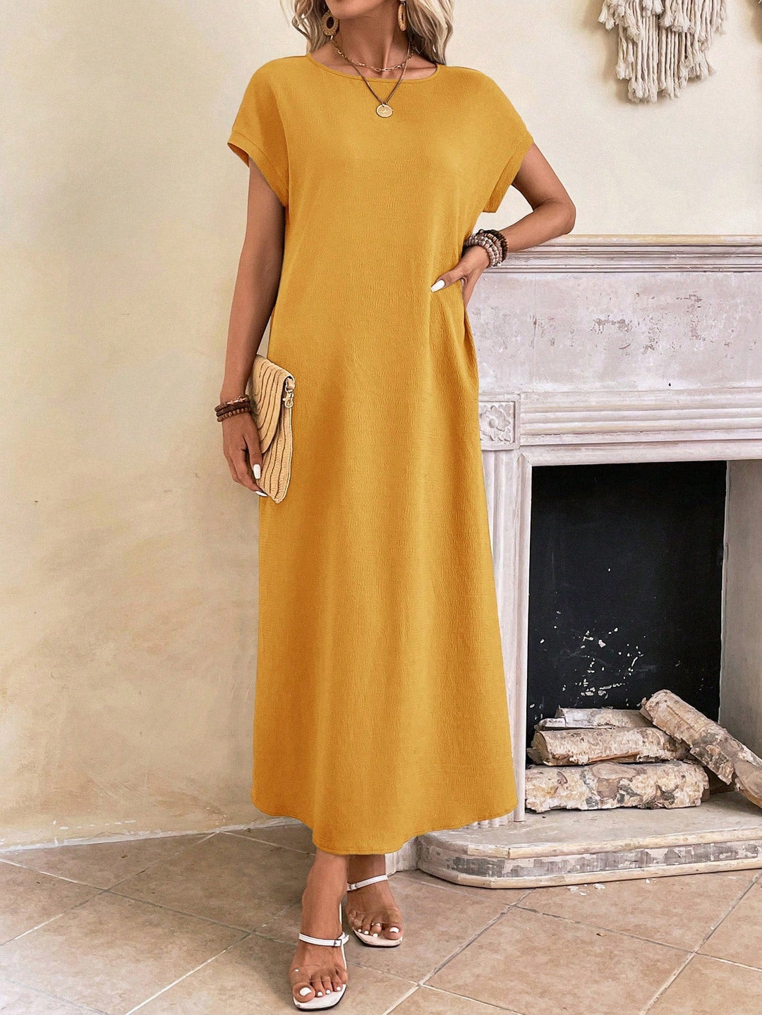 Stella | Midi Summer Dress with Round Neck and Side Slit