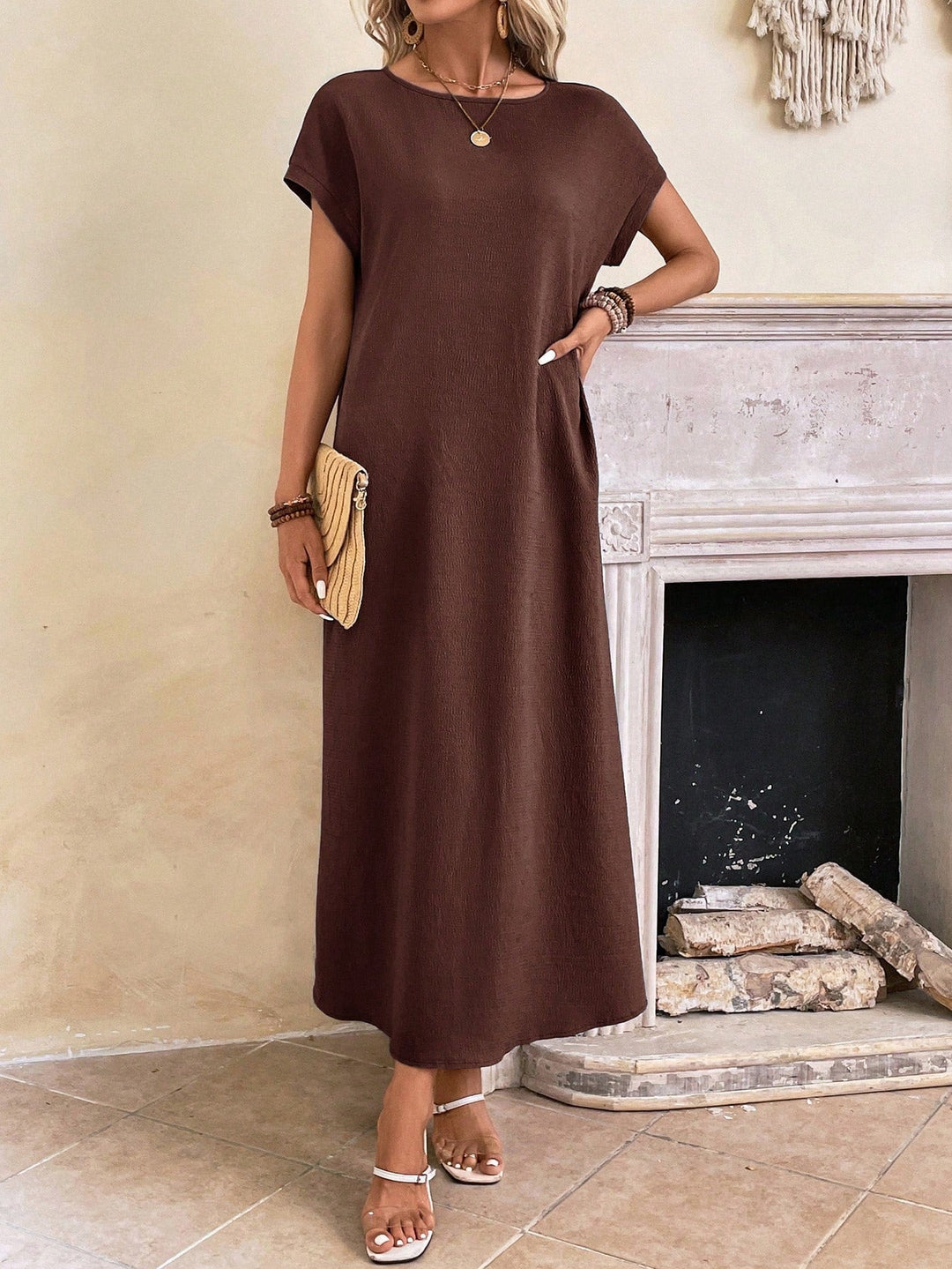 Stella | Midi Summer Dress with Round Neck and Side Slit