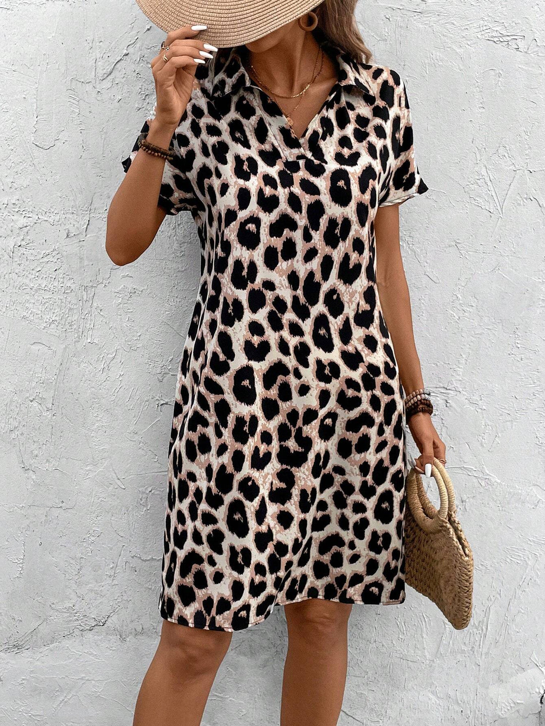 Faith | Mini Shirt Dress with Leopard Print and Short Sleeves