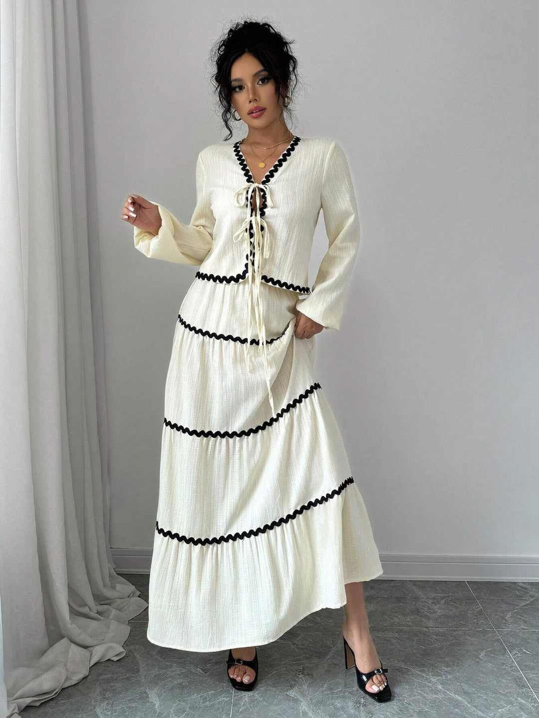 Natalie | Two-Piece Set with V-Neck Top and Maxi Tiered Skirt