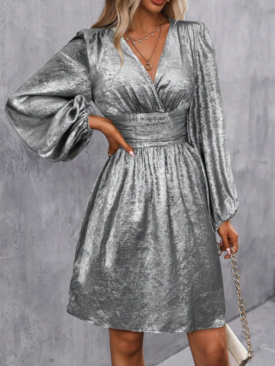Bella | Midi Cocktail Dress with Lantern Sleeves and V-Neck