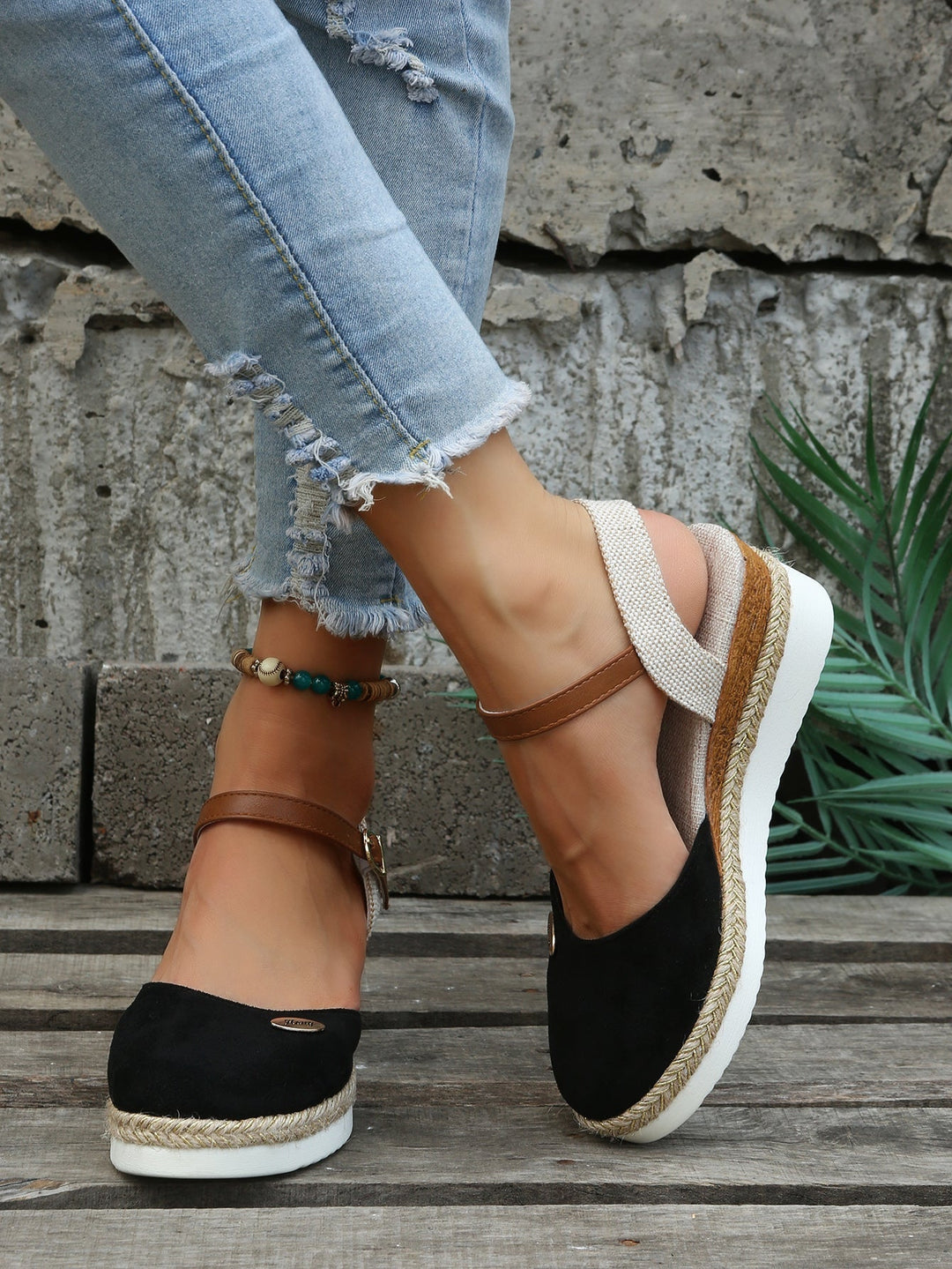 Ruby | Orthopedic Espadrille with Ankle Strap and Closed Toe
