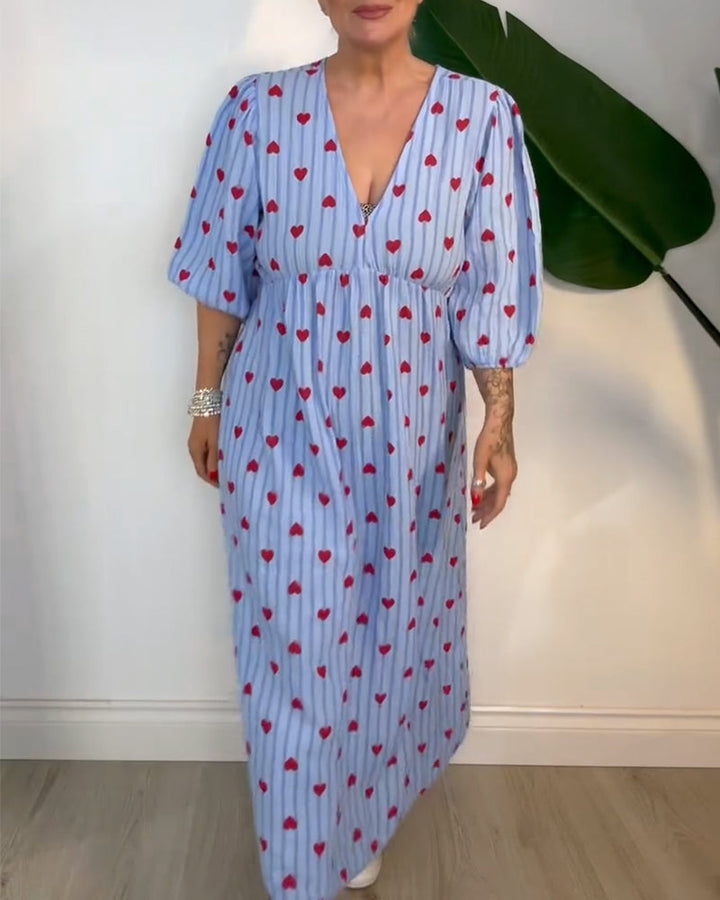 Tina | Maxi Summer Dress with V-Neck and Heart Print
