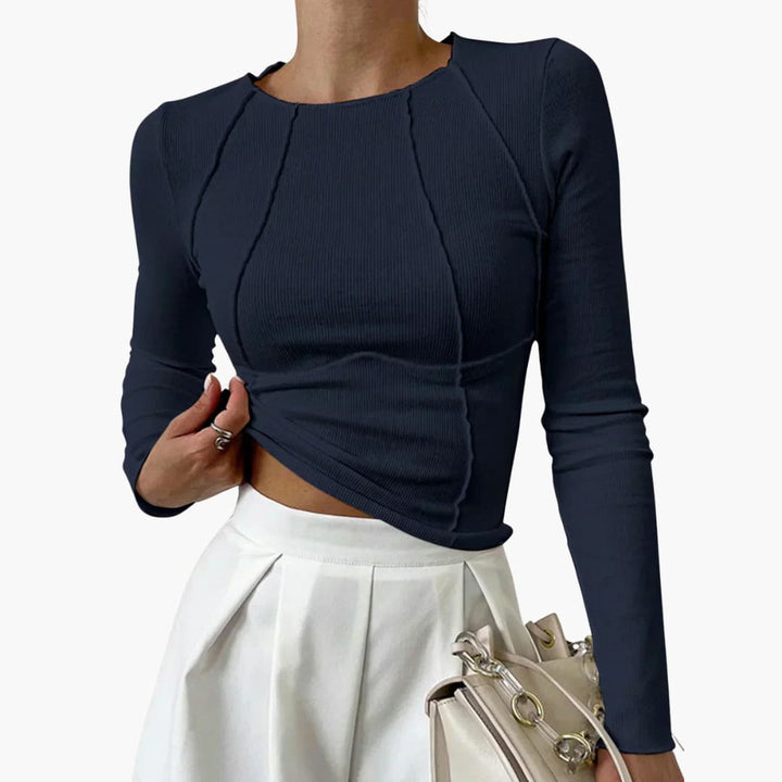 Zoe | Cropped Top with Round Neckline and Long Sleeves