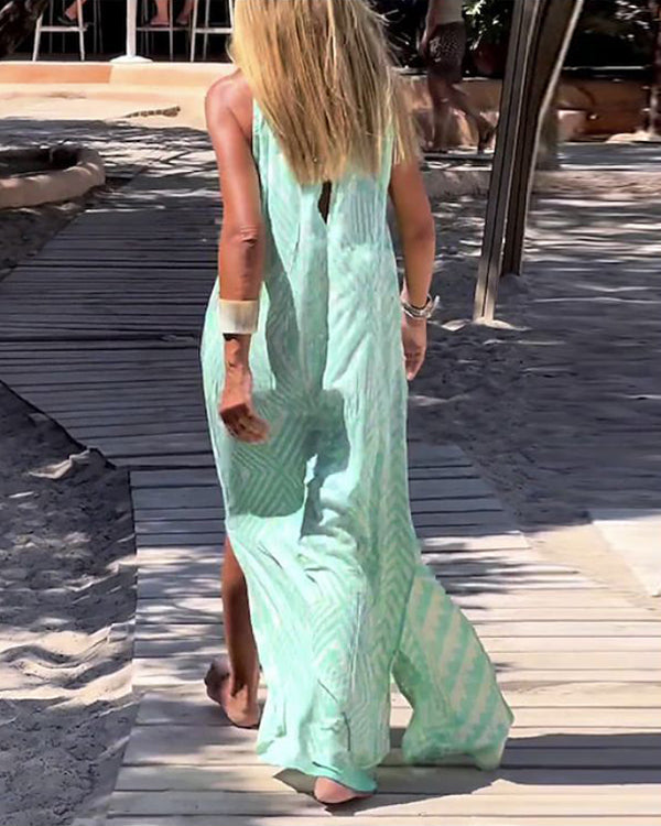 Vera | Maxi Summer Dress with Halter Neck and Geometric Print
