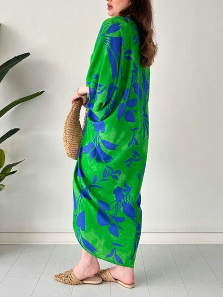Beth | Maxi Holiday Dress with Floral Print and Batwing Sleeves