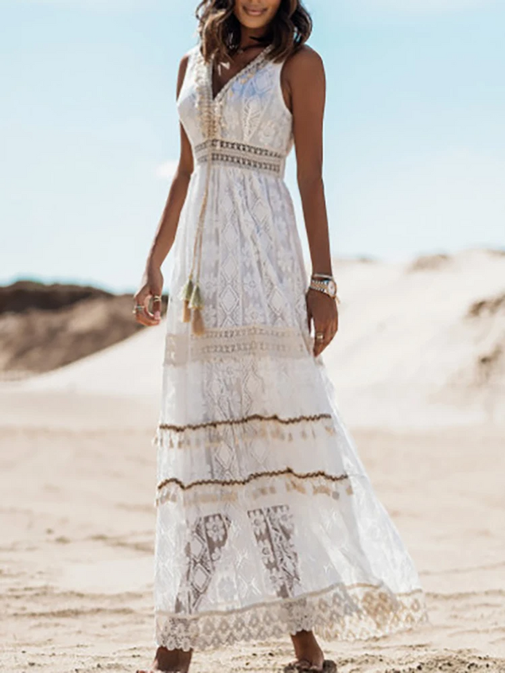 Nicole | Maxi Summer Dress with V-Neck and Embroidered Detail