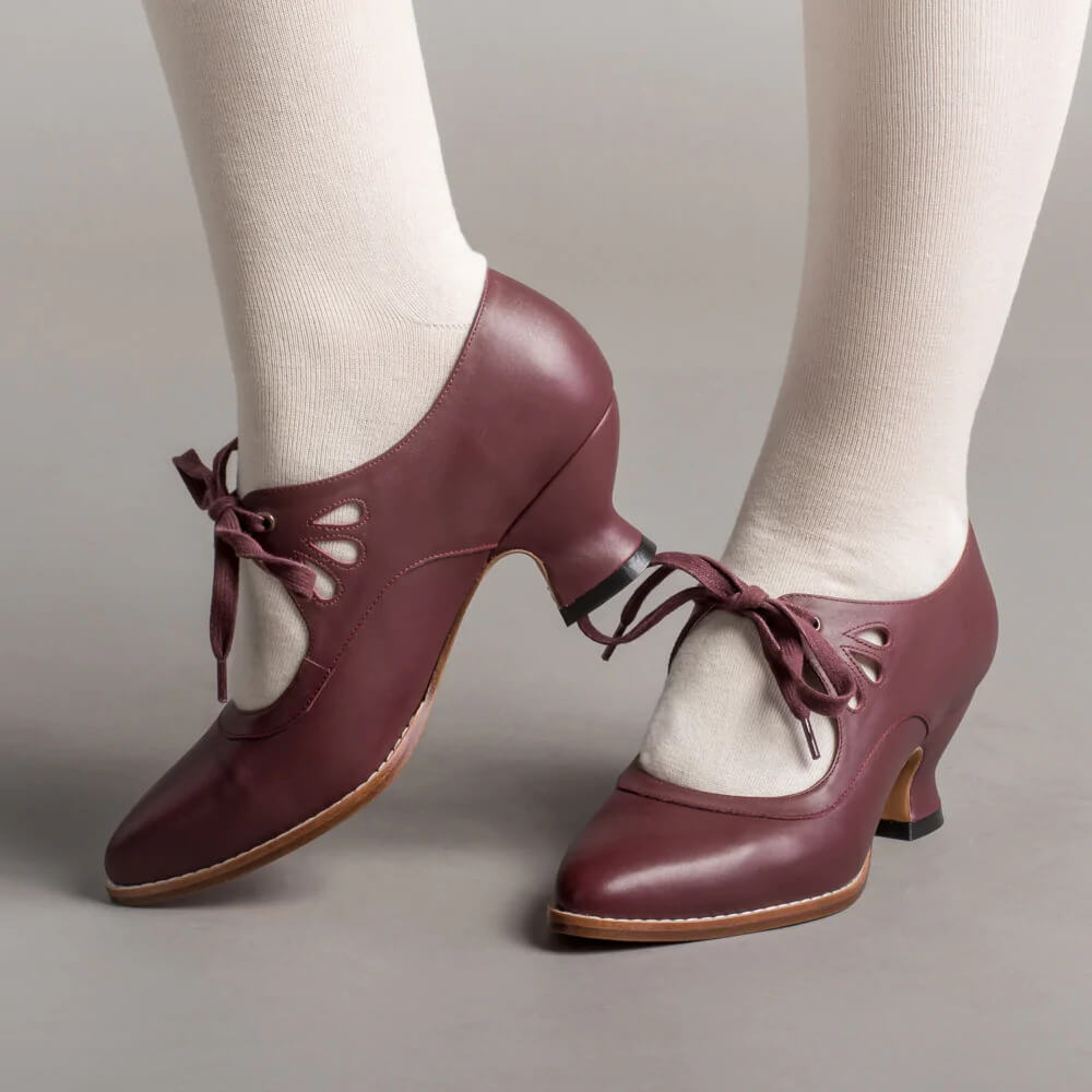 Women's Vintage Mary Jane Heels with Lace-Up and Cutout