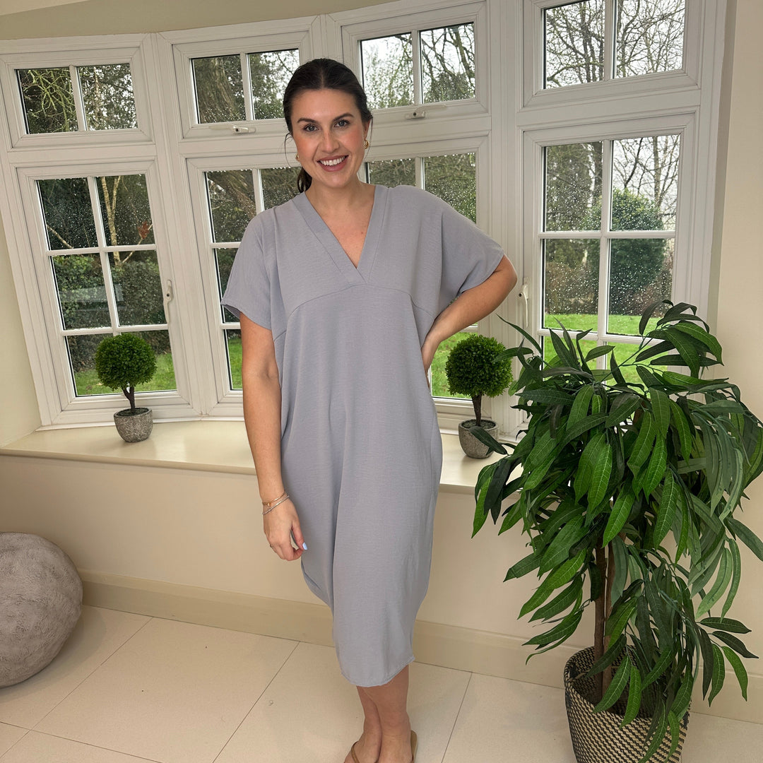Olivia | Midi Summer Dress with V-Neck and Kimono Sleeve
