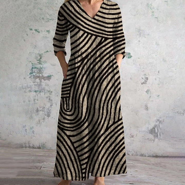 Gianna | Maxi Summer Dress with Vintage Stripes and V-Neck
