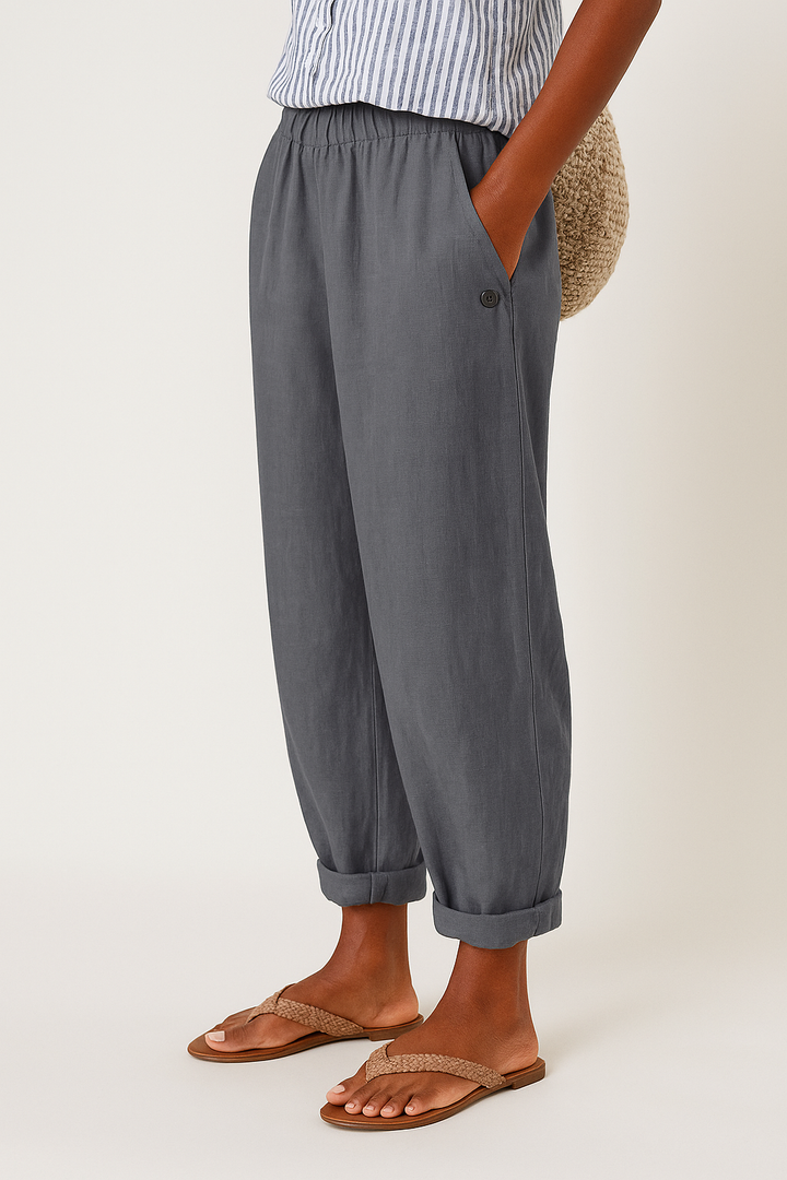 Women's Cropped Pants with Side Pockets and Straight Leg