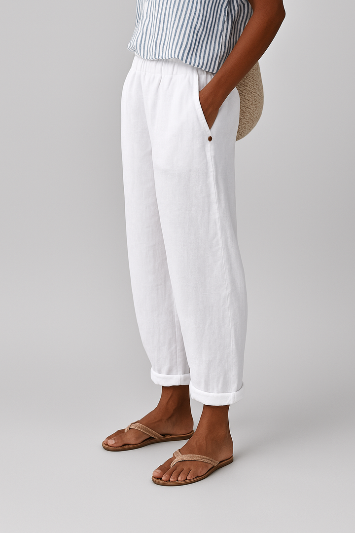 Gwen | Relaxed Fit Trousers with Elastic Waist and Button Detail