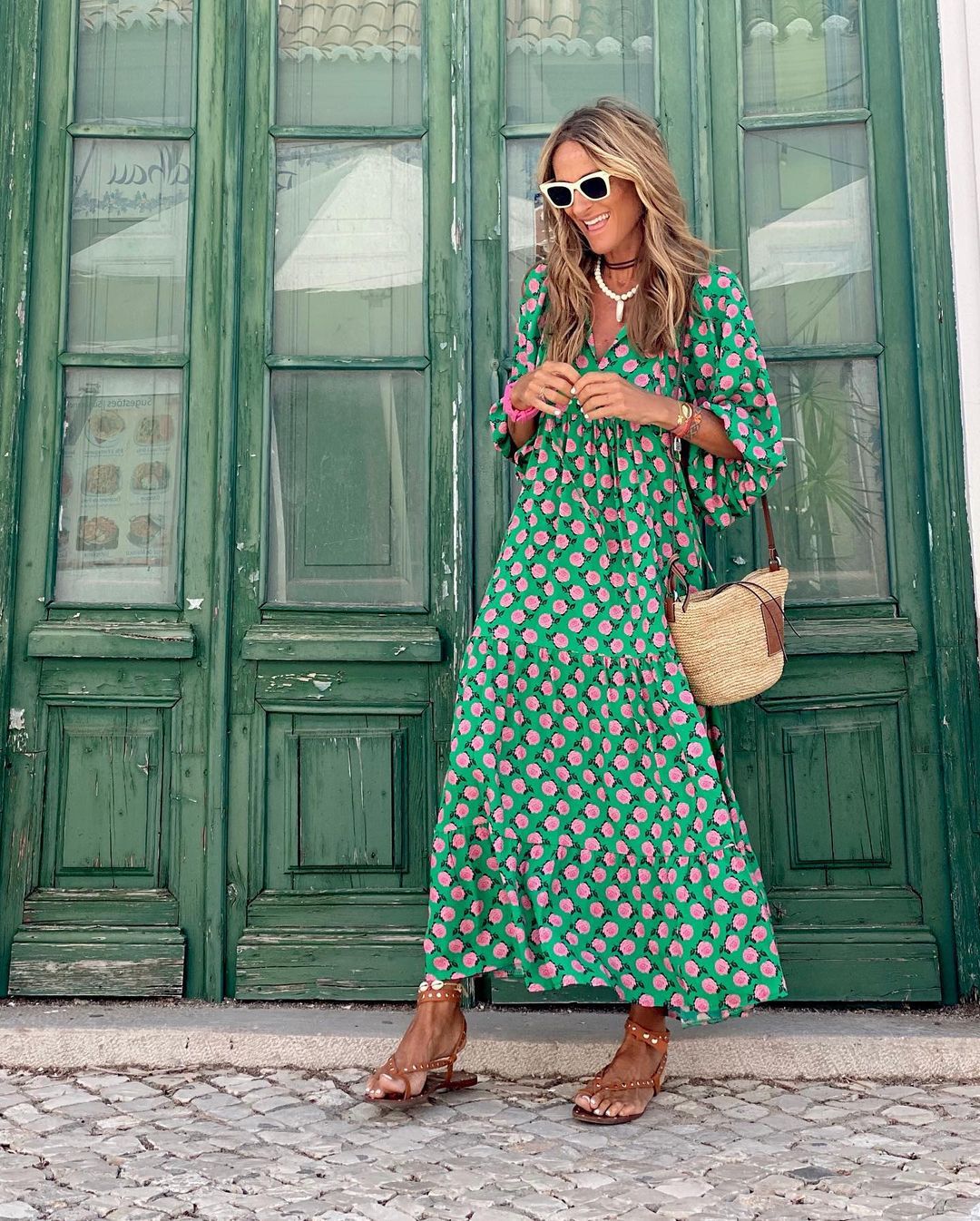 Women's Printed Maxi Dress with V-Neck and Puffed Sleeve