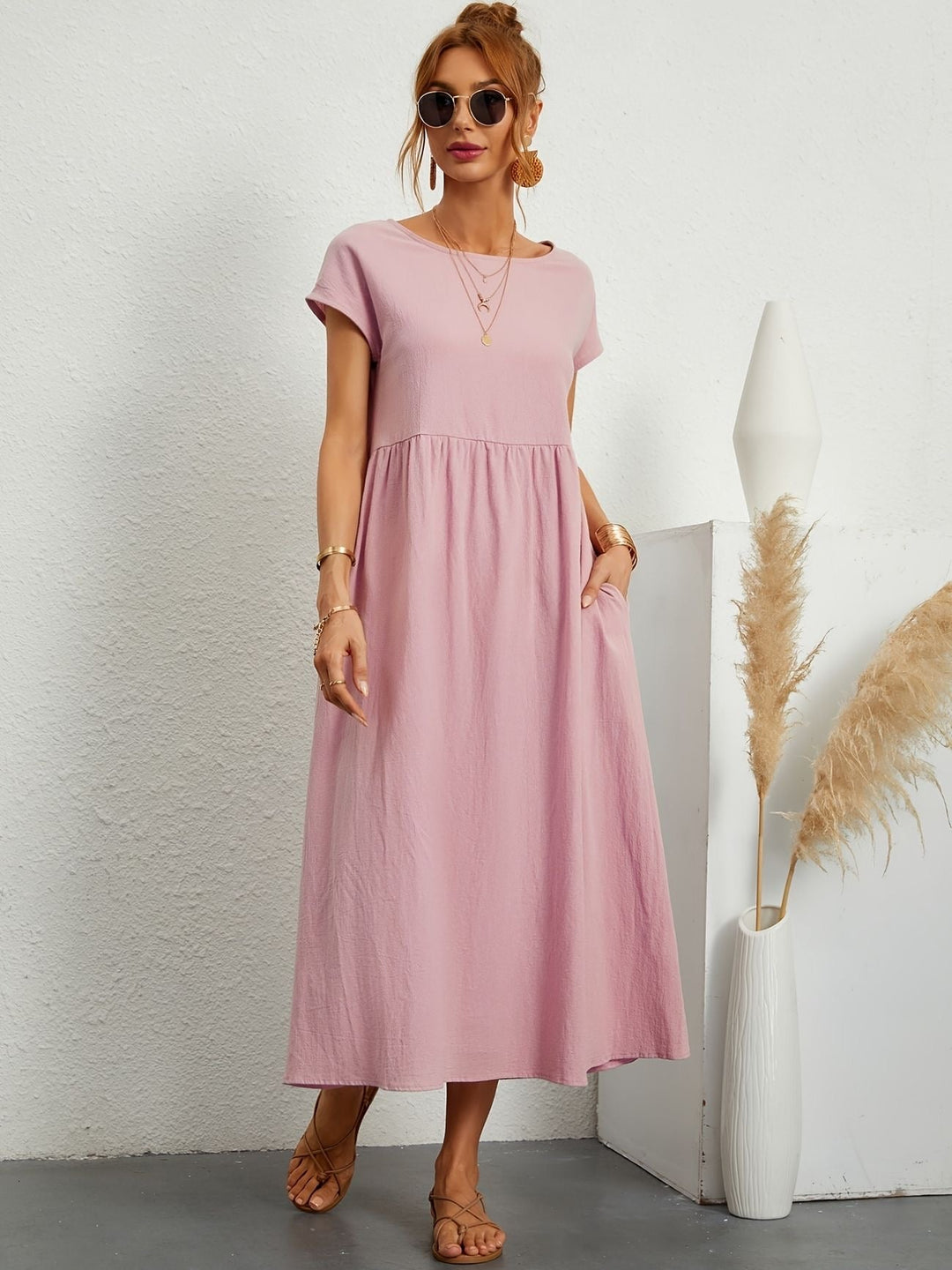 Magnolia | Midi Summer Dress with Round Neck and Pockets
