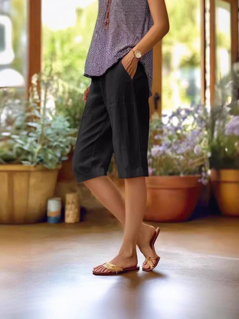 Ruth | Knee Length Shorts with Straight Cut and Side Pockets