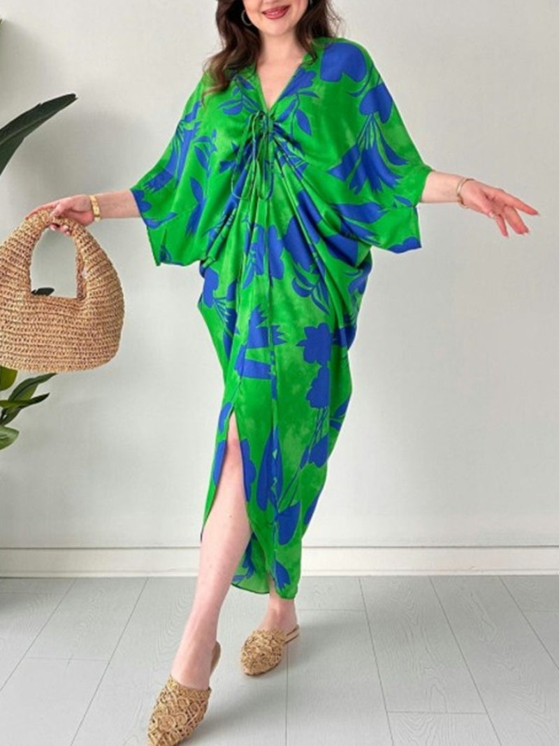 Beth | Maxi Holiday Dress with Floral Print and Batwing Sleeves