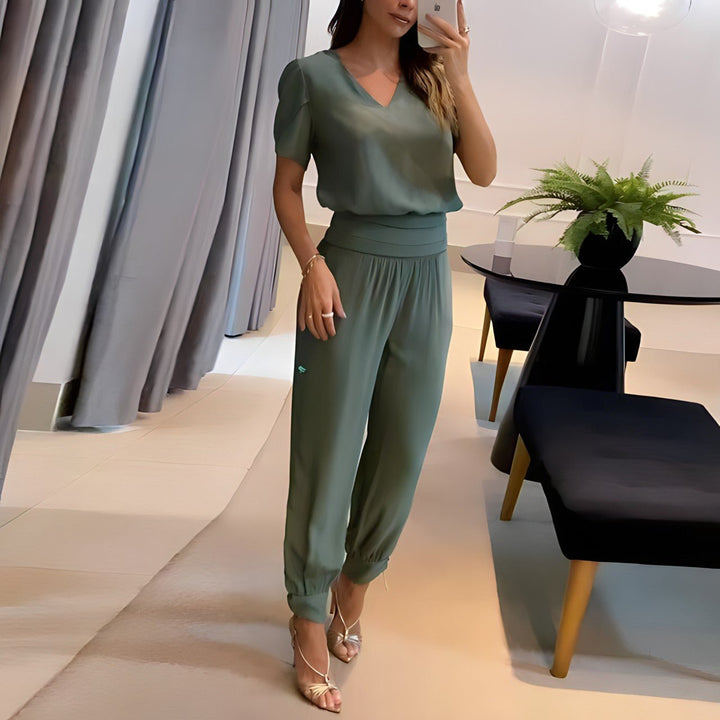 Kia | Geometric Print Two-Piece Set with Wide-Leg Trousers and V-Neck Top