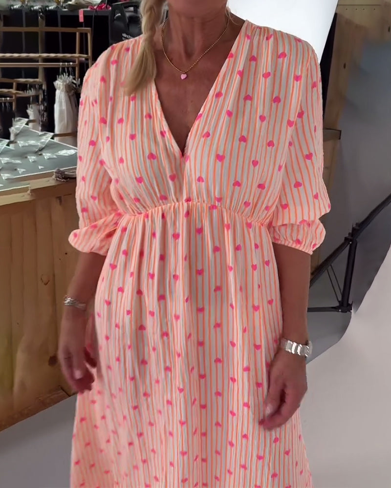 Tina | Maxi Summer Dress with V-Neck and Heart Print