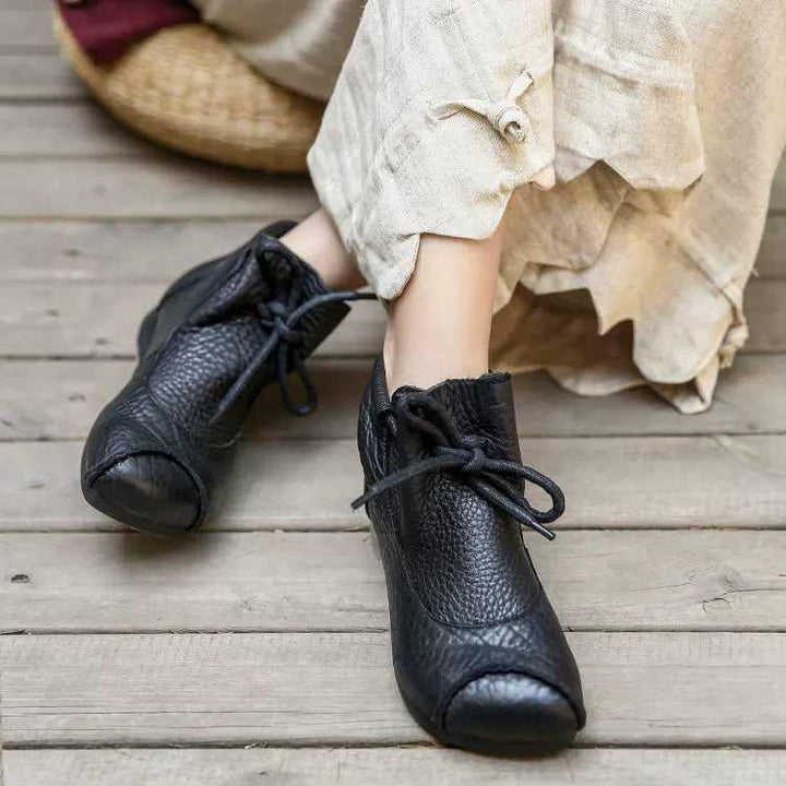 Women's Orthopedic Retro Lace-Up Ankle Boots with Flat Sole