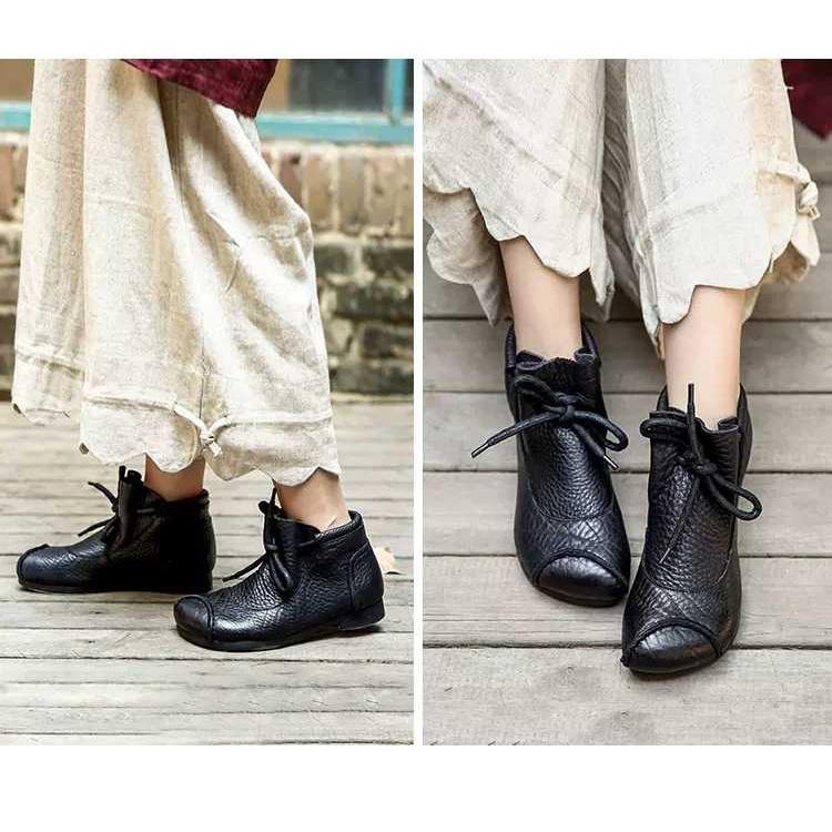 Women's Orthopedic Retro Lace-Up Ankle Boots with Flat Sole