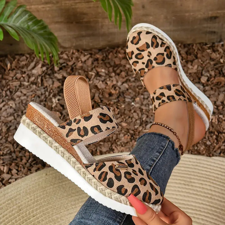 Women's Orthopedic Closed Toe Platform Sandals with Back Strap