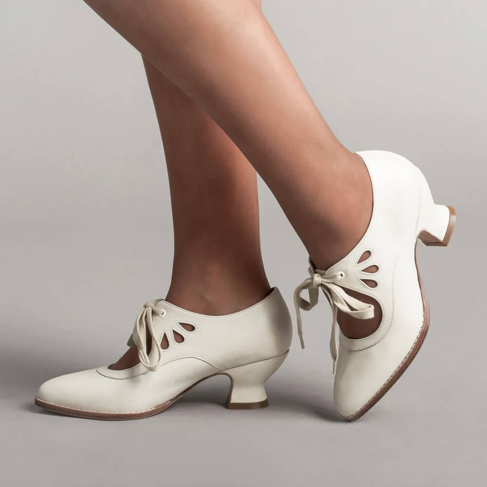 Women's Vintage Mary Jane Heels with Lace-Up and Cutout