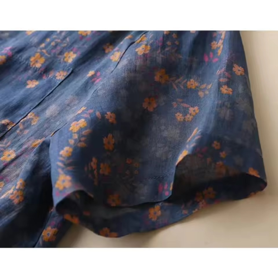 Women's Floral Shirt with Collar and Half-Placket