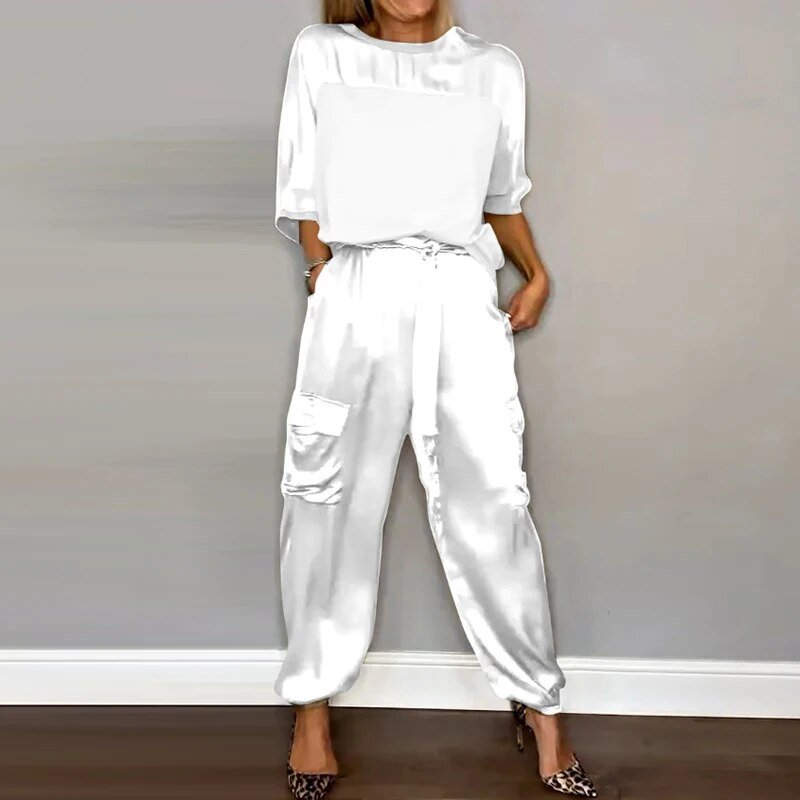 Sola | Two-Piece Set with Cargo Trousers and Boxy Top