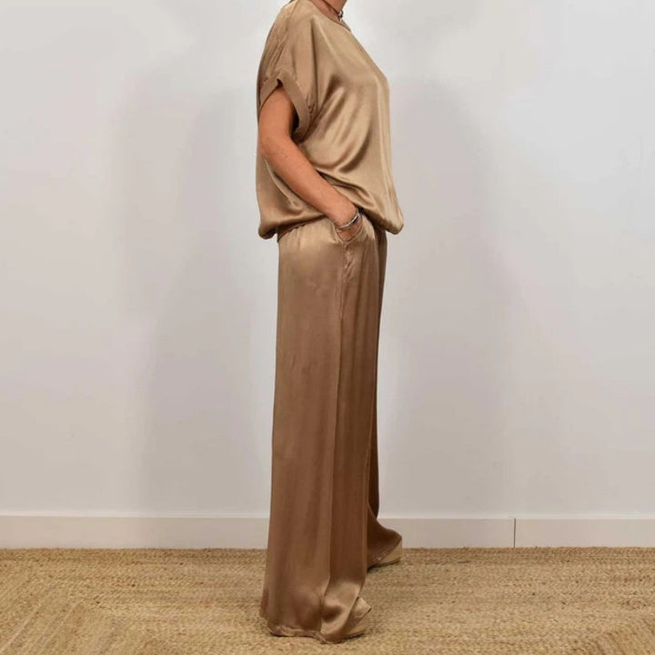 Luna | Matching Set with Wide Leg Trousers and Tie Waist Top