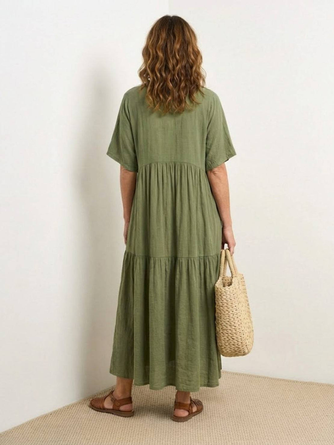 Naomi | Maxi Summer Dress with V-Neck and Tiered Skirt